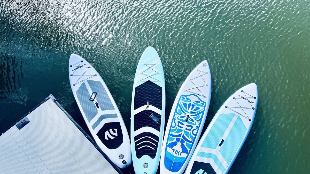 Logan House | ☀️NEW HOME☀️ - 2 Master Bedrooms, Double Decker Dock, Lillypad, Paddle Boards