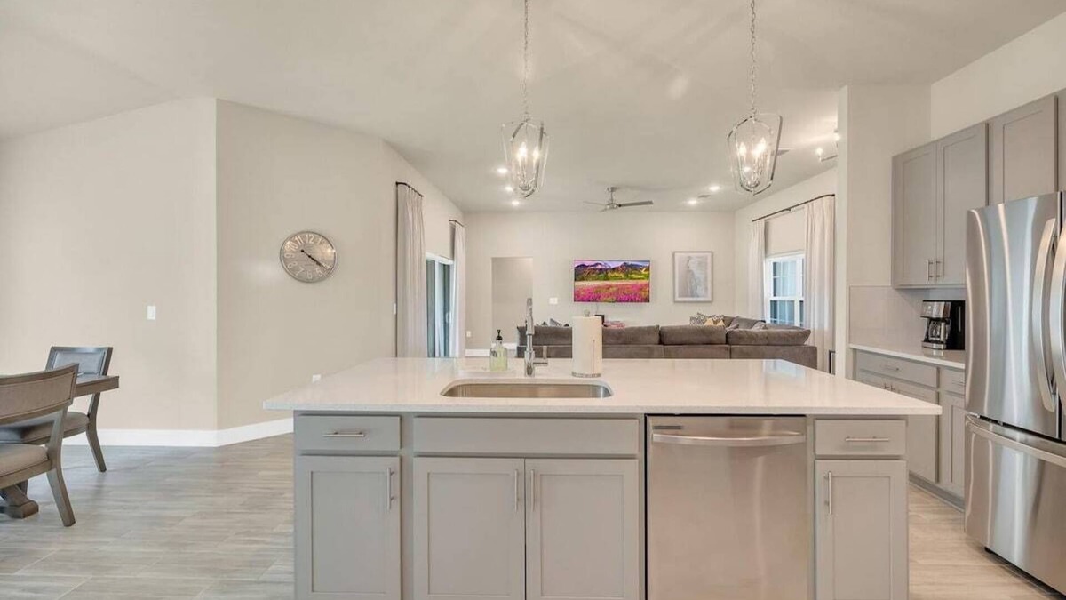Palm Coast House | NEW Home on Private Lot - Elegant Coastal Retreat