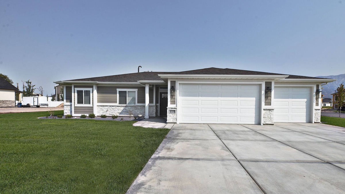 Plain City House | *New Home* The Plain City Heritage House