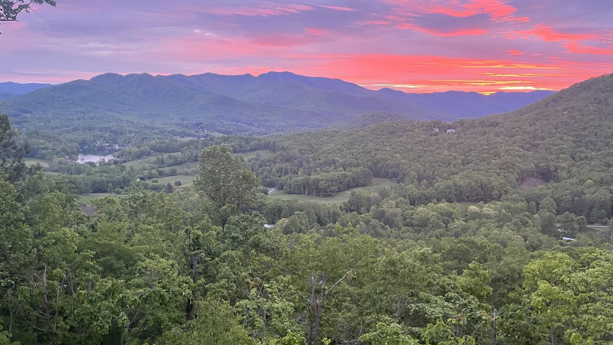 Hayesville House | New Home with Beautiful Mountain Views