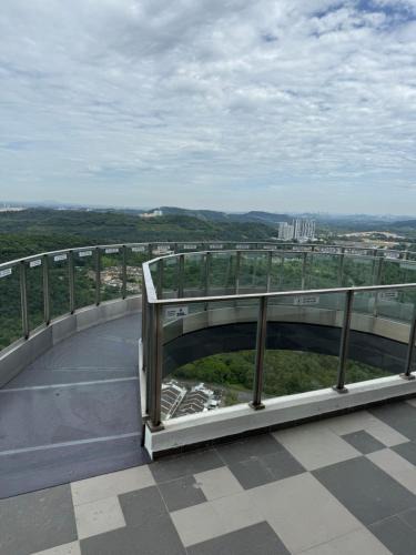 Nilai Apartment | New Homestay at Mesahill premier residence with rooftop sky deck mountain view