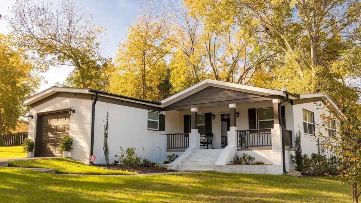 Northeast Raleigh House | New Hope House! 20 Min to RDU| Outdoor Kitchen!