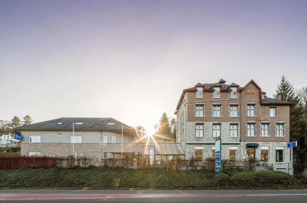 Lives-sur-Meuse Hotel | New Hotel de Lives