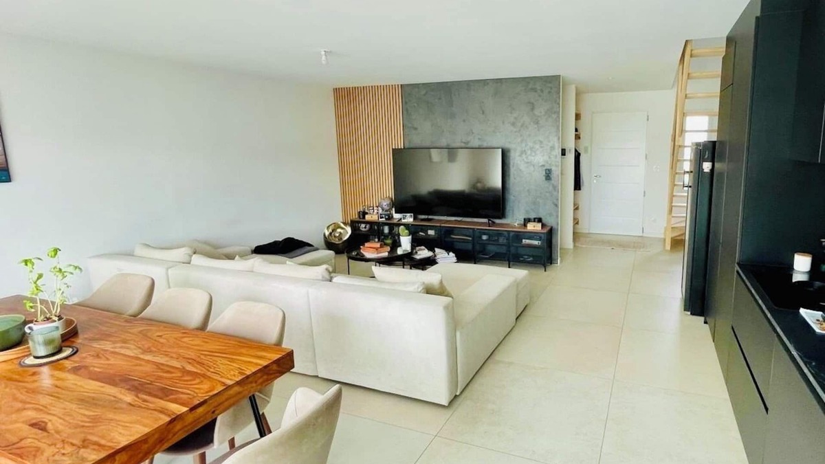 Eysines House | New house with 3 bedrooms, including a master suite, air conditioning, near tramway.