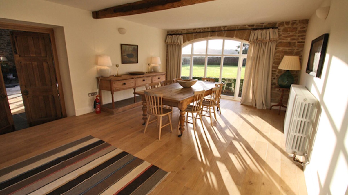 Flintshire Cottage | New House Wrexham sleeps 4