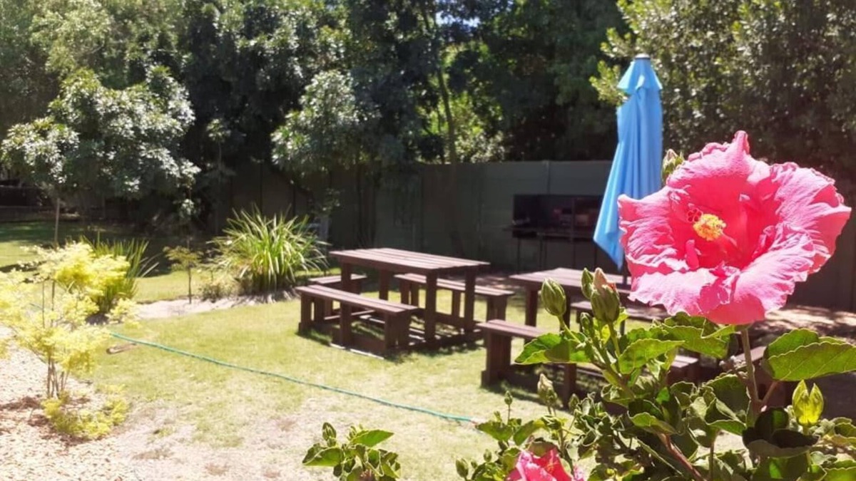 Kraaifontein Bed & Breakfast | New Hunters Moon