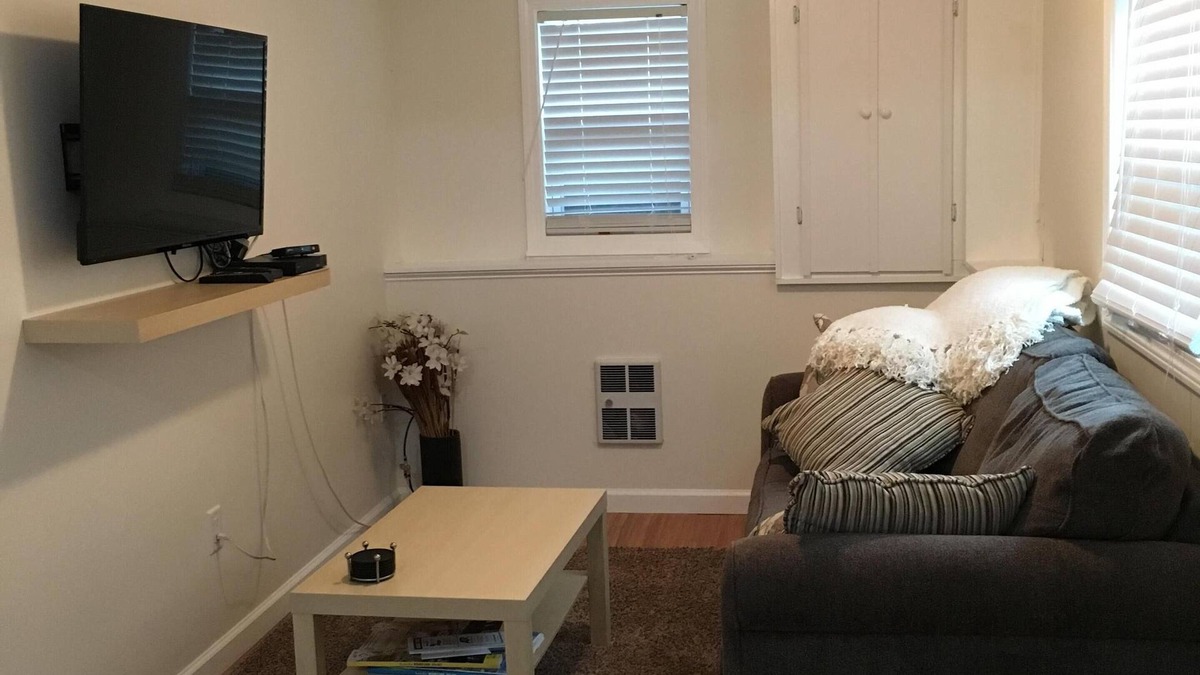 Westfield Apartment | New In-Law Apartment/Private Entry