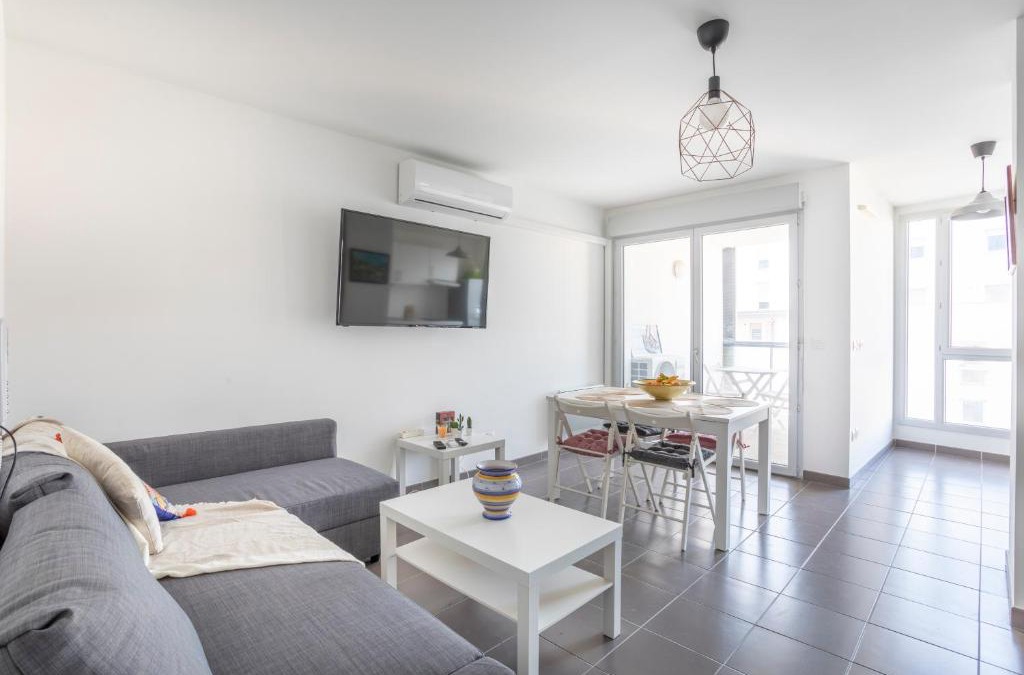 Euromed - La Joliette Apartment | NEW JOLIETTE Comfortable Apartment well located with private parking