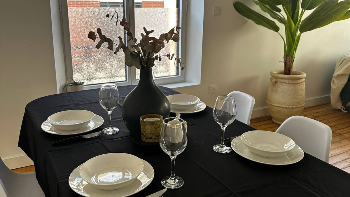Le Busca Villa | NEW! LA TOULOUSAINE: chic, calm, air conditioning & parking