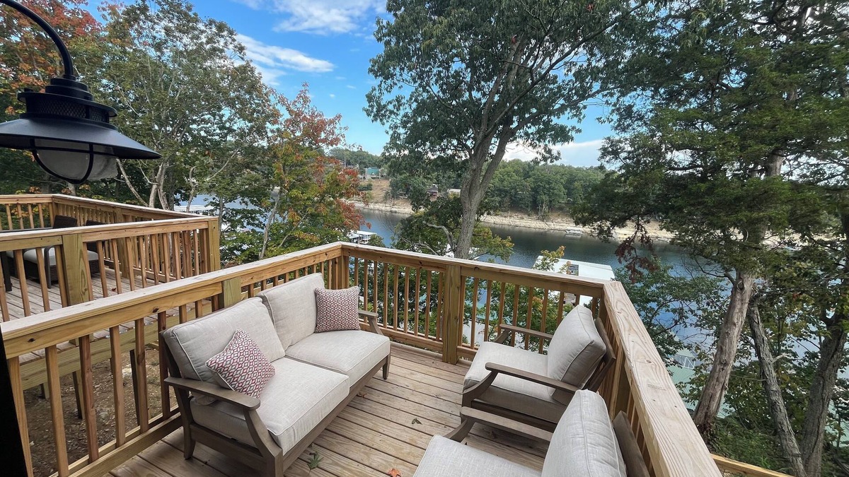 Lancaster Condo | New Lakefront Condo on Herrington Lake Lancaster - Walk to the Marina!