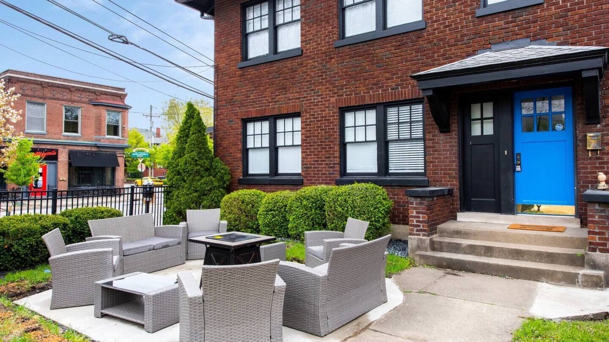 Tyler Park House | New! Legends Louisville - Highlands - 6bd/3.5ba!