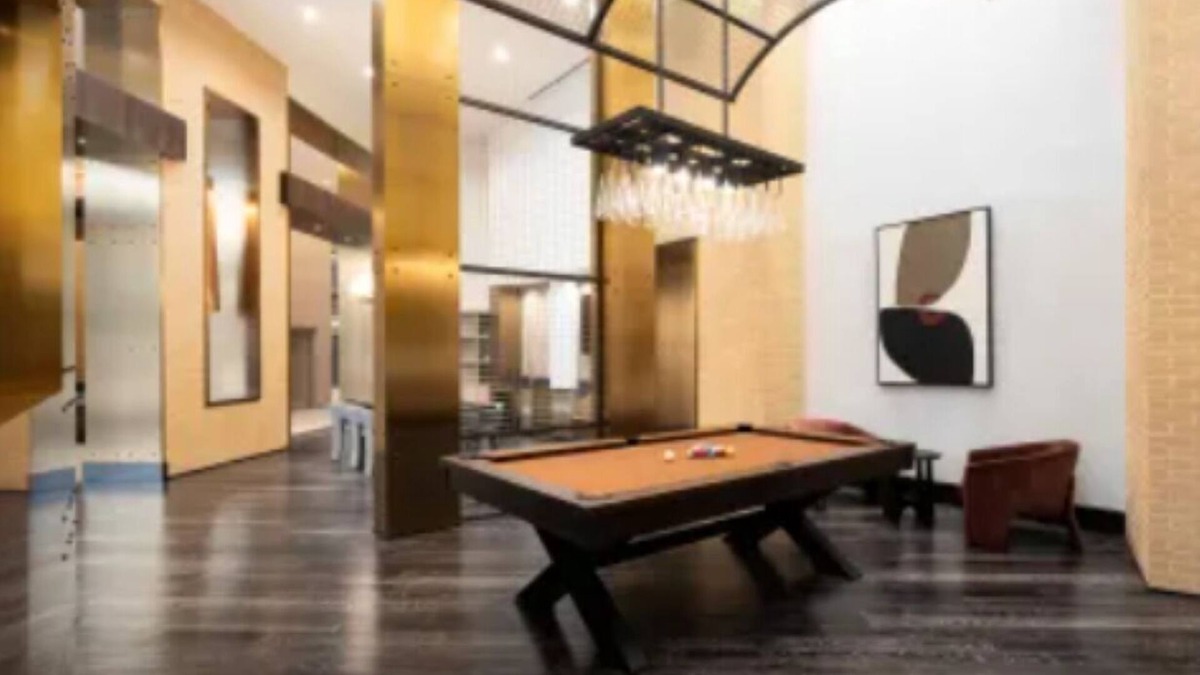 Arlington Apartment | NEW Listing 1BR 1- FREE parking, tons of amenities, and close to DC and metro