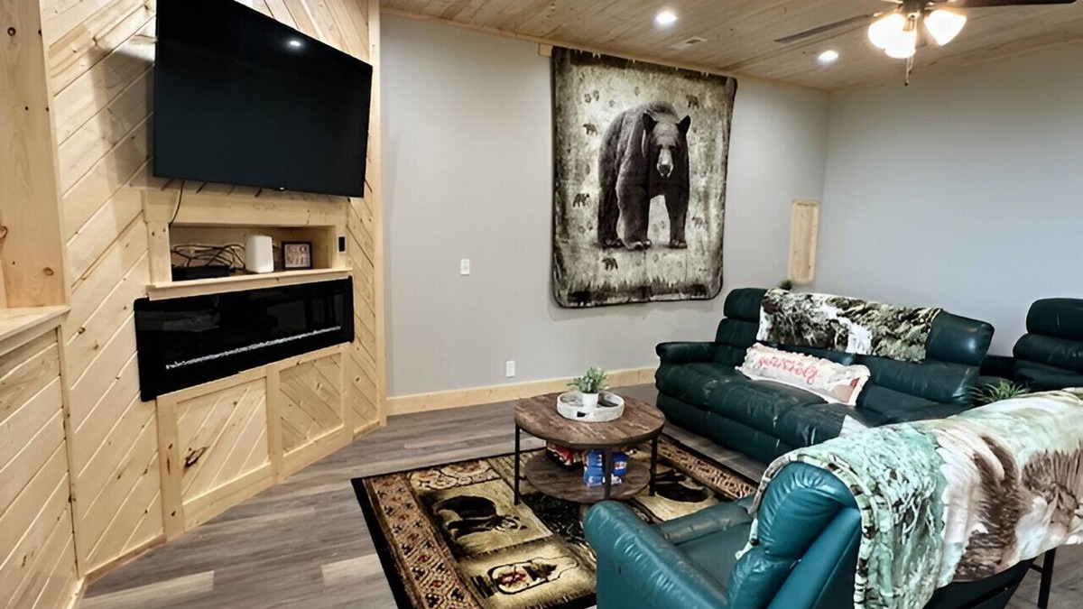 Caton House | NEW LISTING! BRAND NEW with 2 beds/2 baths - Spacious, Mountain Views, Central