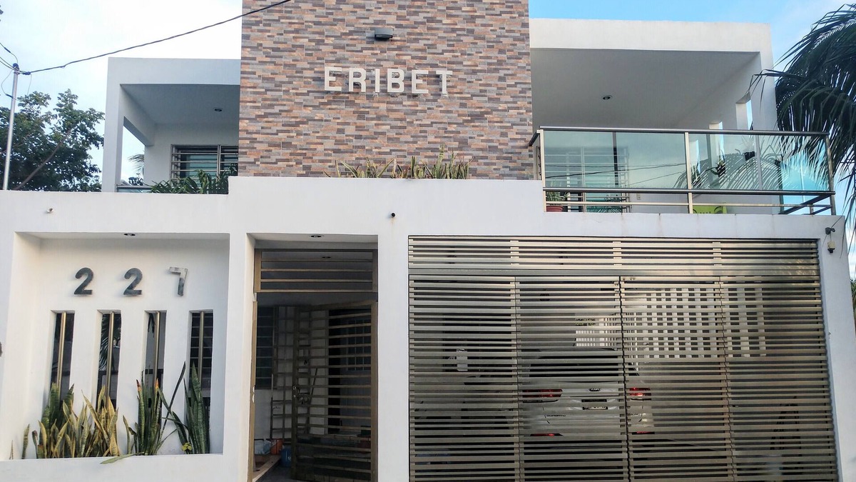 Chicxulub Puerto House | *New Listing* Close to the Sea, 2 blocks from the Beach