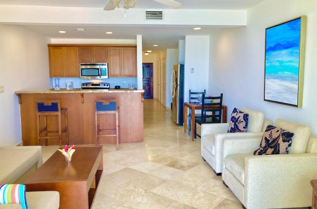The Bight Apartment | New Listing La Vista Azul Spacious 1 Bedroom Condo