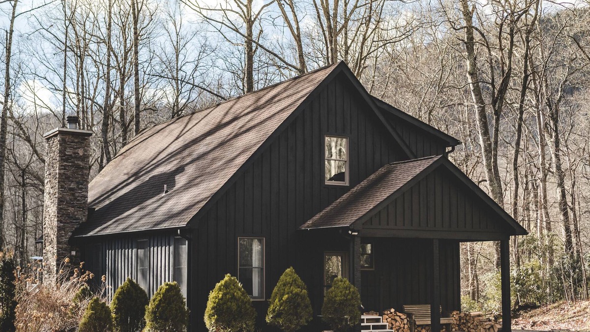 Burnsville Ski Chalet | NEW LISTING - Luxury Property