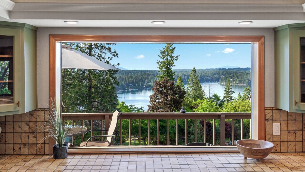 Hayden View Estates House | New Listing! Relax at Hayden Lake | Stunning Views, Hot Tub & Games