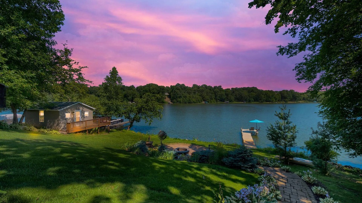 South Haven Cabin | NEW LISTING - Retreat to this Peaceful Family Lake Marie Cabin