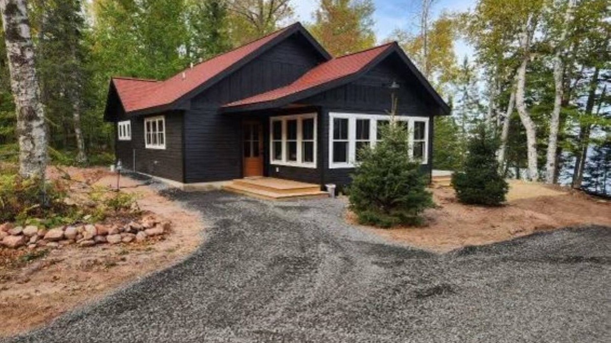 Herbster Cottage | New Listing! Ripple View is available for guest stays on Lake Superior!