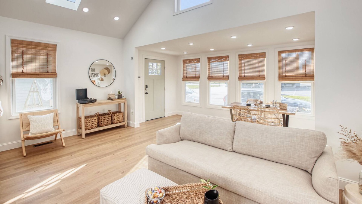 Fair Haven House | New Listing! | Walkable | Stocked | WFH