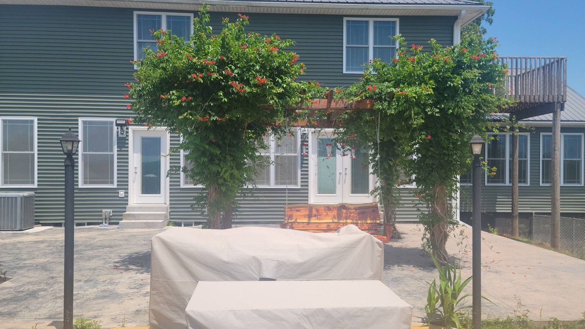 Pomona Other | NEW LISTINGnBeautiful farmhouse that is surrounded by National Forestn