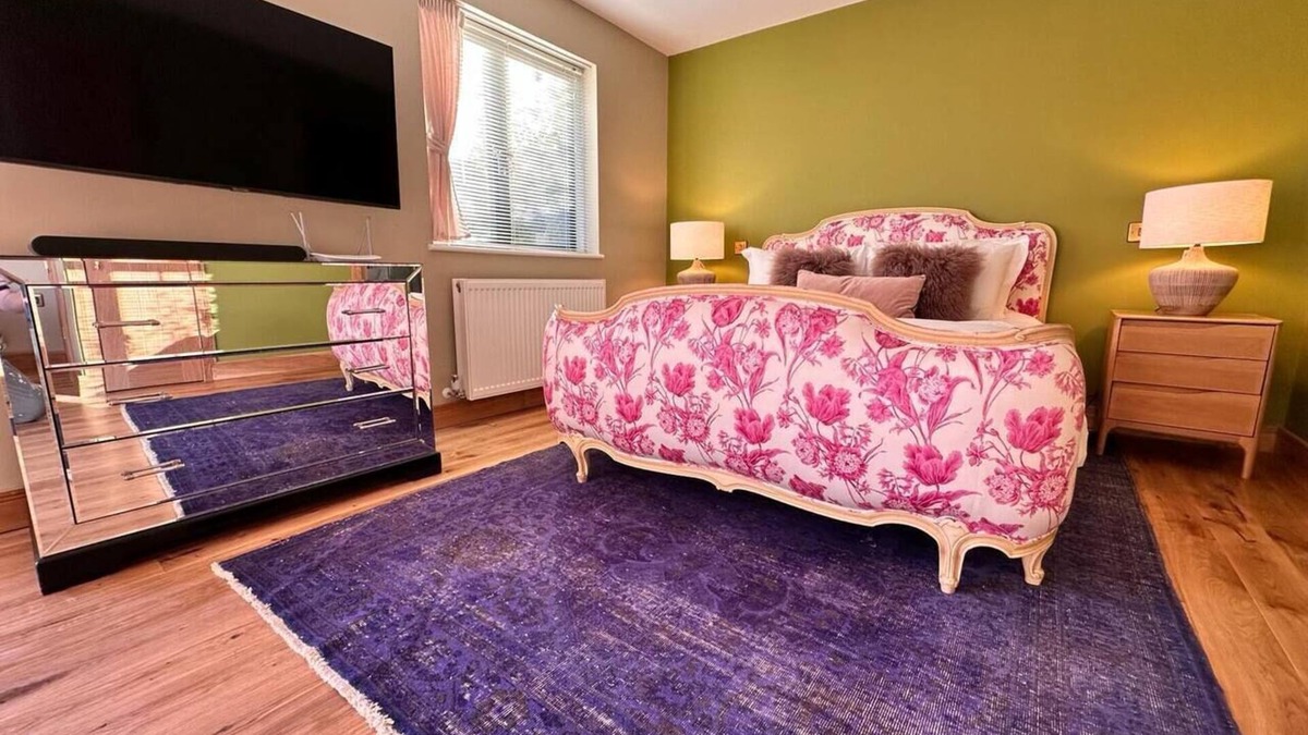 Findon House | New look Goatchers Studio is ready to welcome you!