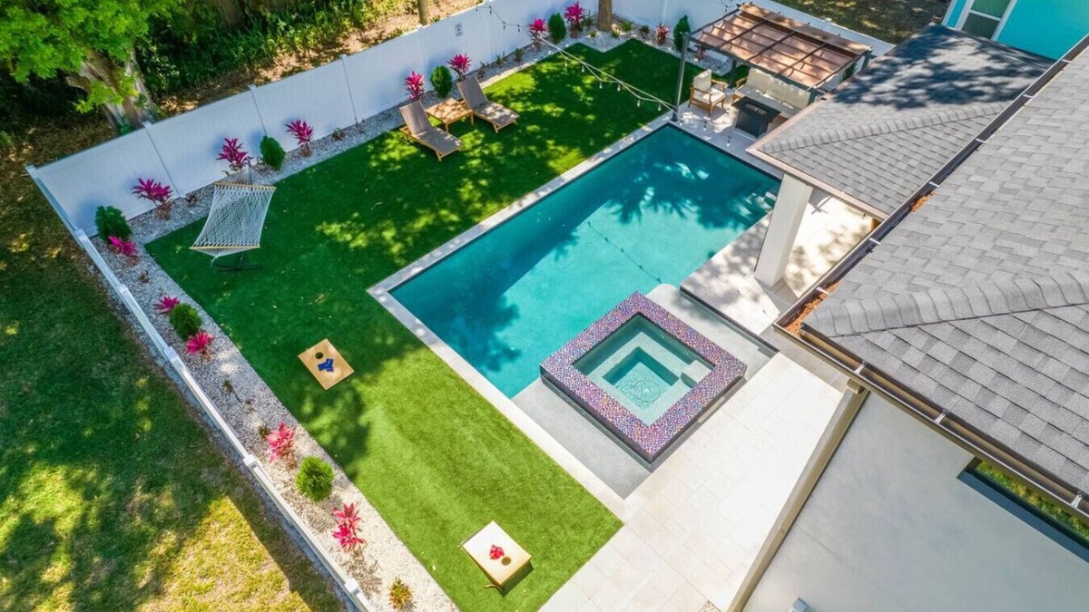 Riverside Heights House | NEW-LUX TPA Home w/Pool/Spa & Game Room-Sleeps 16