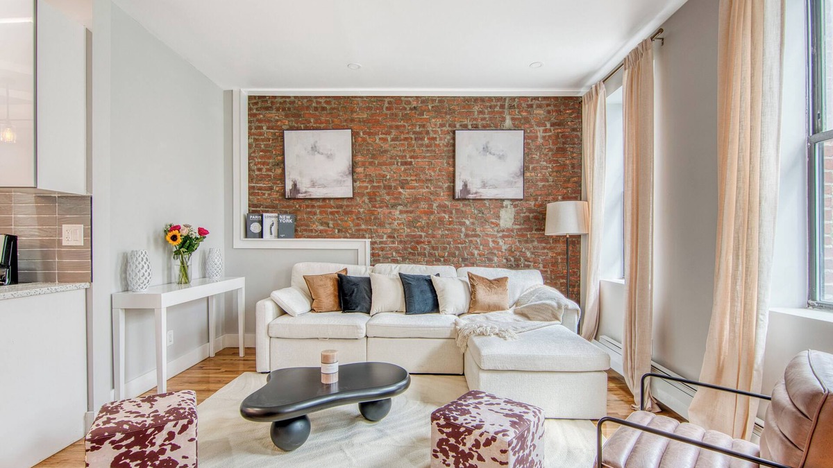 Port Morris Apartment | ✨ New Luxe 2BR 2BA – King Bed, Fast Wi-Fi, 15 Mins to Times Square