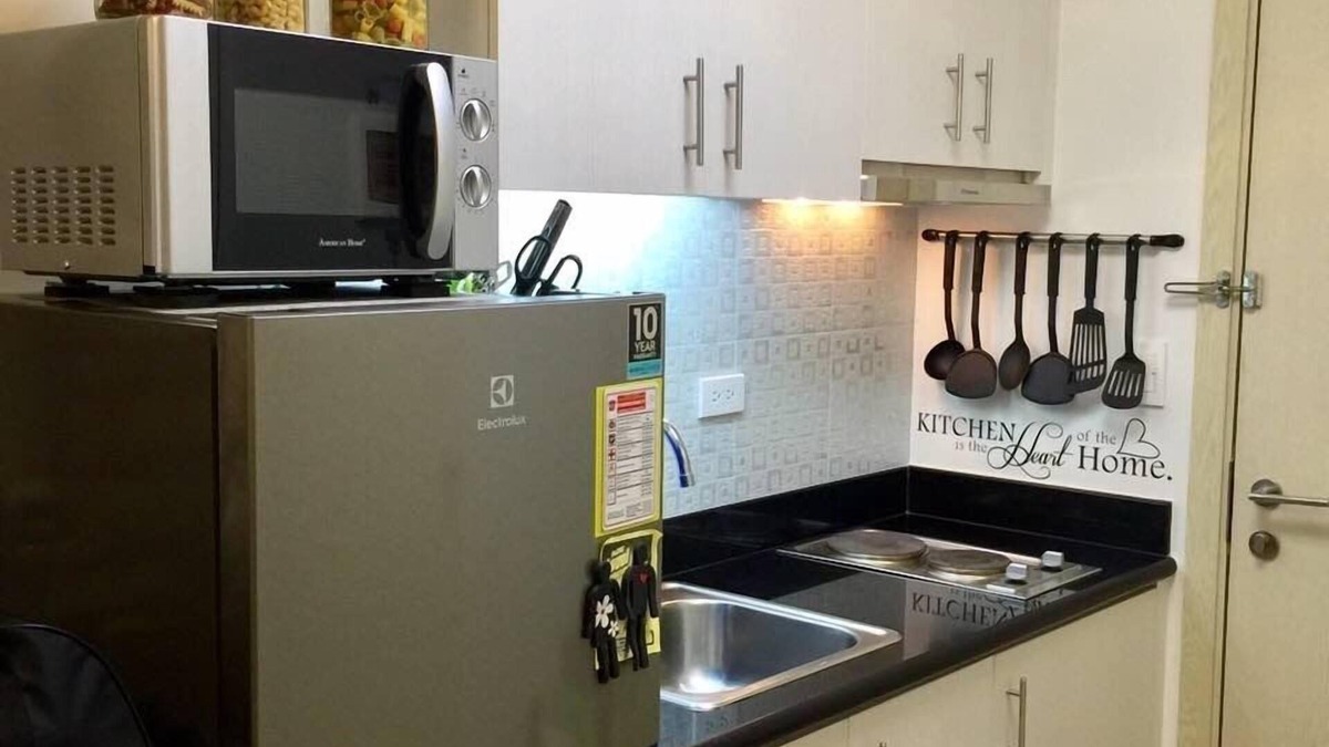 Valenzuela Apartment | NEW! Luxurious Cozy Gateaway at Makati