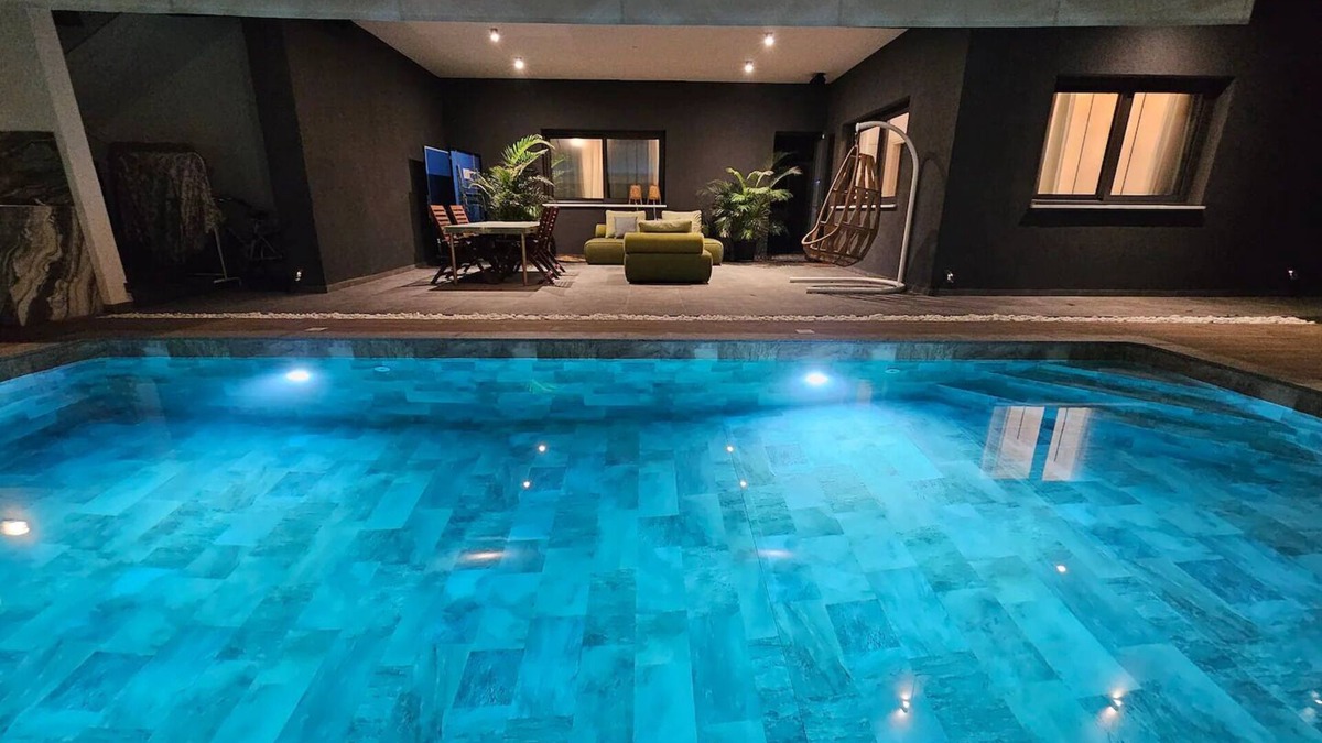 Agios Tychon House | NEW Luxury 2-Bedroom House- Heated Salty Swimming Pool, Sauna and Garden