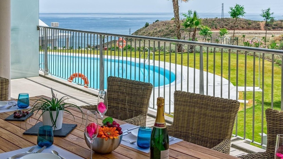 La Capellania Apartment | New Luxury 3-Bedroom Seaview Apartment with Pool & Wi-Fi
