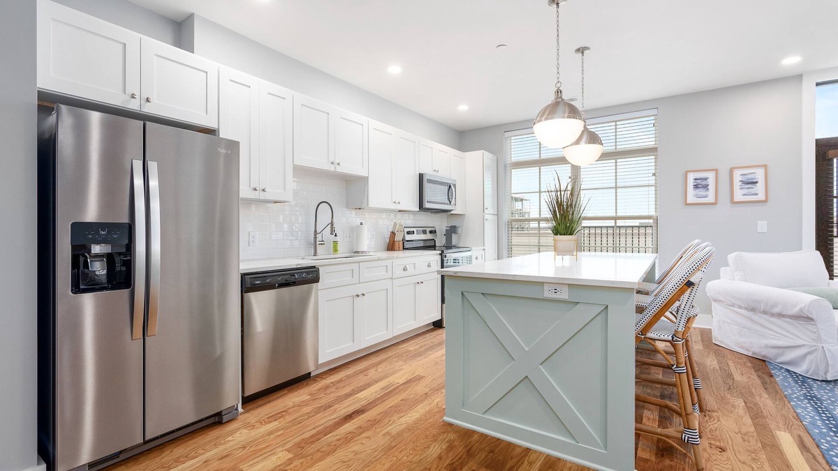 Auburn Apartment | New Luxury Apartment over Target in Downtown Auburn - 202