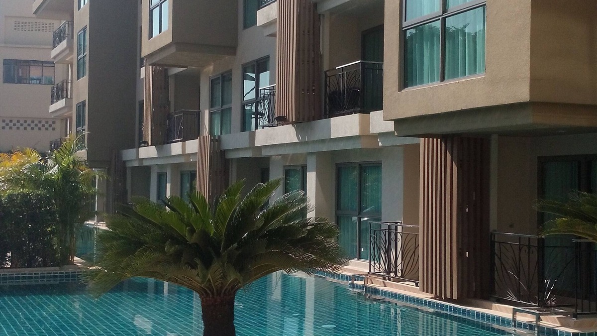 North Pattaya Apartment | New luxury condo 7th floor sea view fully furnished free shuttle service