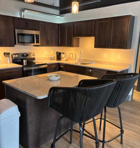 Stuart Apartment | New Luxury Downtown 1 Bedroom Condo 201