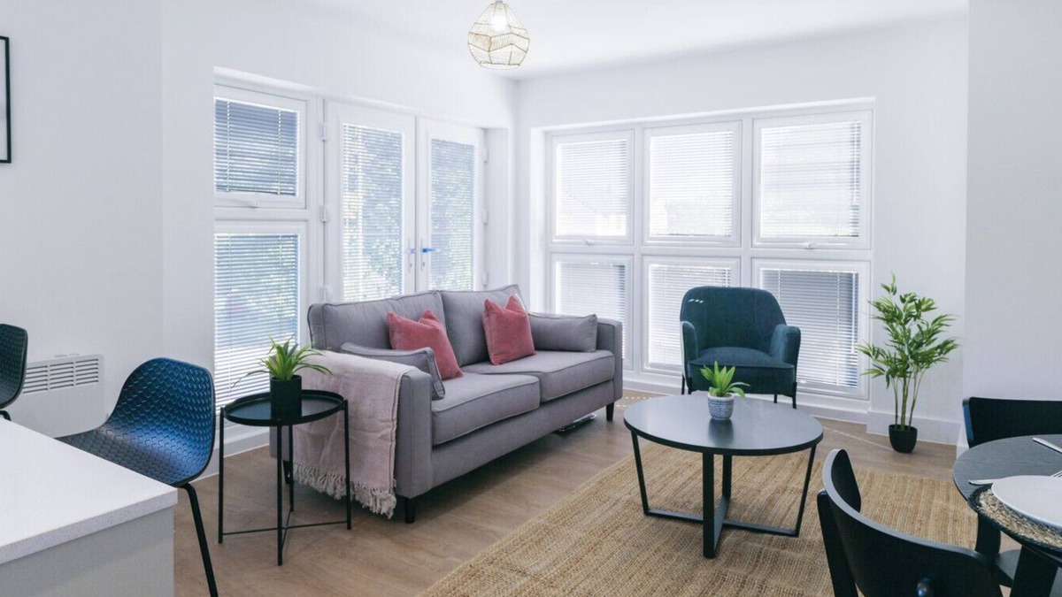 Cheadle Apartment | NEW Luxury South Manchester Flat