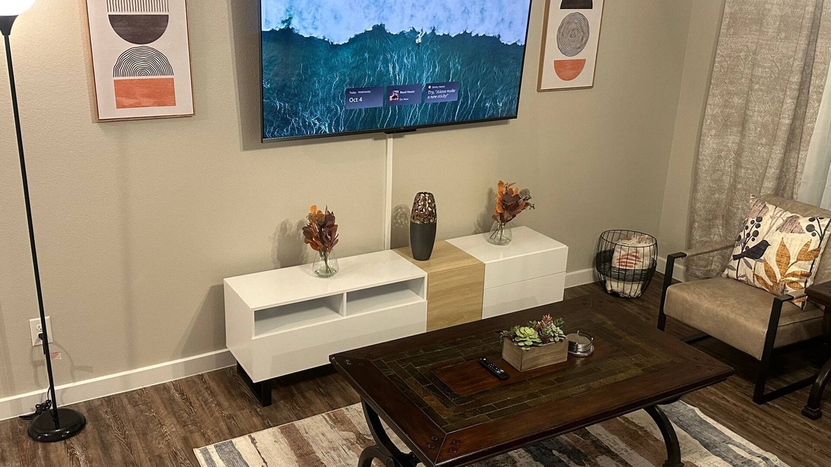 Odessa House | New Luxury Styled Cottage Home with TV in each room.