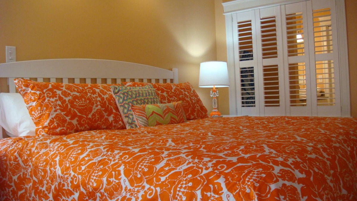 Kennebunk Condo | NEW LUXURY TWO-BEDROOM CONDOMINIUM WITH IN TOWN LOCATION & HALF MILE FROM BEACH