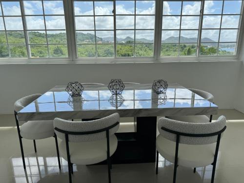 Gate Park Villa | NEW Luxury VILLA CapEstate Saint Lucia Ocean View