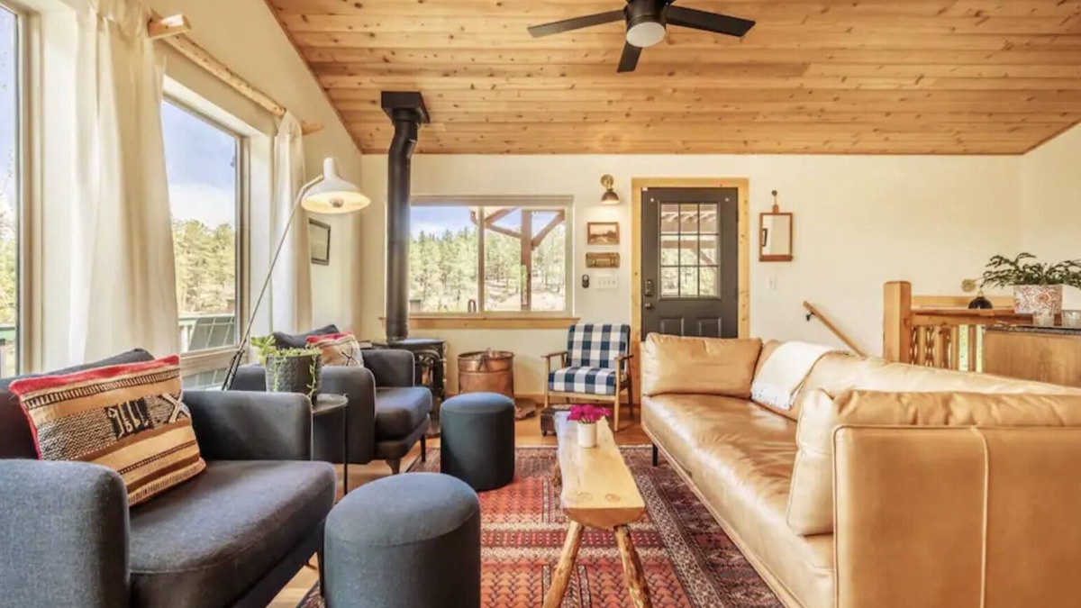 Sedalia Cabin | ^NEW^ MAGICAL REMOTE CABIN WITHIN PIKE'S NAT'L FOREST, HOT TUB