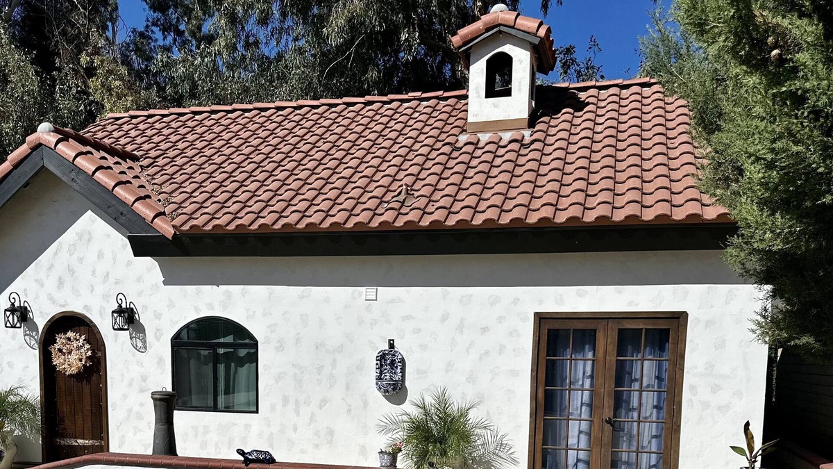 Yucaipa House | New Mexican casita! Minutes from Oak Glen, fishing, hiking, parks, casinos& Mt.