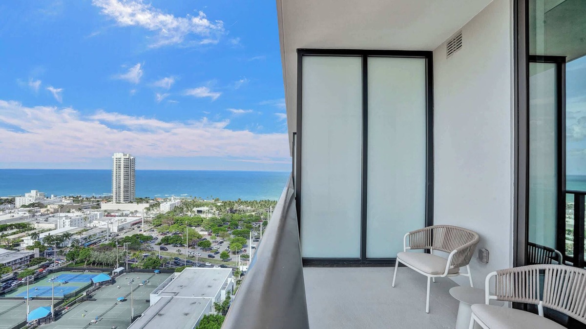 North Beach Condo | NEW Modern 1BR Condo in Prime Miami Beach Location