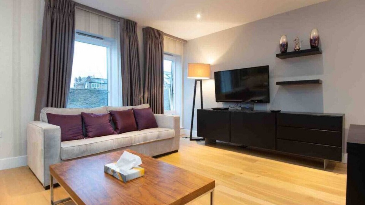 Fulham Broadway Condo | New modern 2 bedrooms 2 bathrooms flat in Fulham