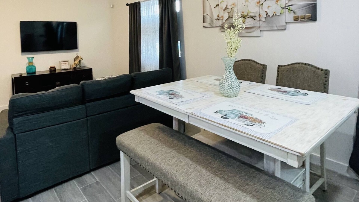 Pharr Apartment | New & Modern 2b/2b Apartment nCentrally located