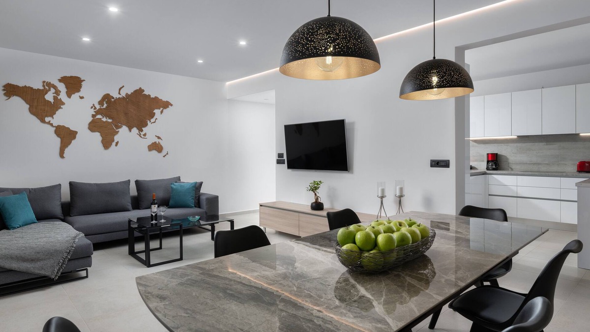 Rhodes Apartment | New modern and cosy apartment in the city center 100 meters from the sea.