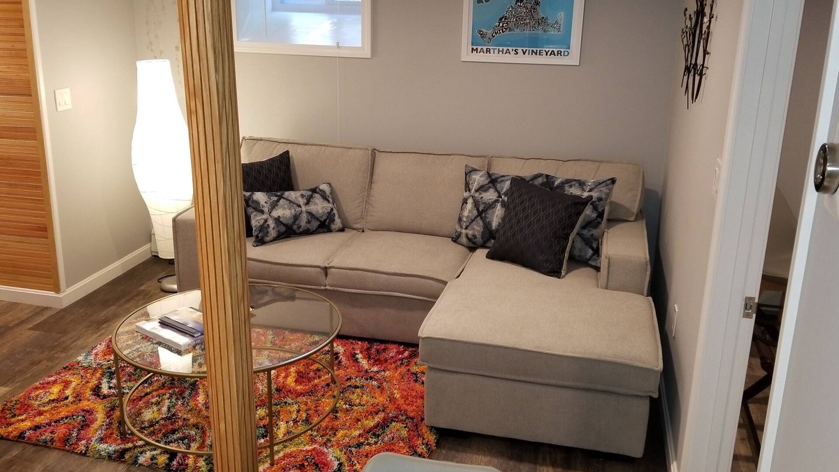 Watertown Apartment | NEW Modern Apartment Near Boston & Harvard Square.