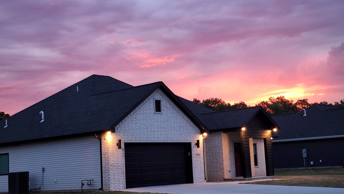 Joplin House | New Modern Home