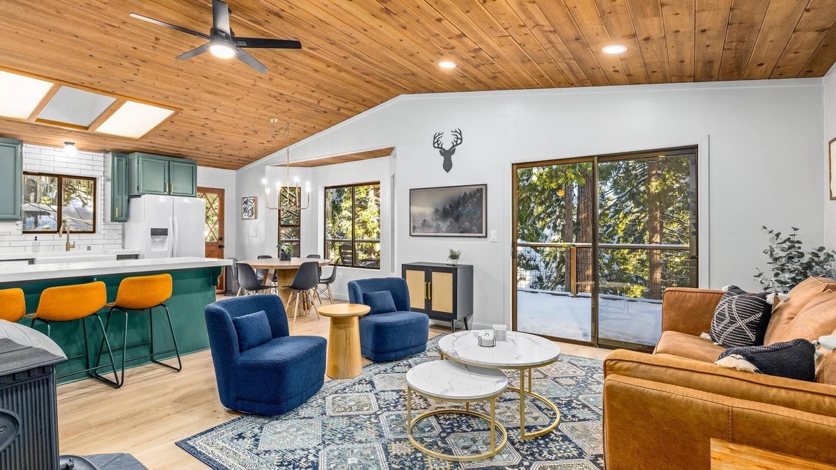 Cold Springs Cabin | New- Modern Retreat- 4 miles to Pinecrest Lake! EV Charger!