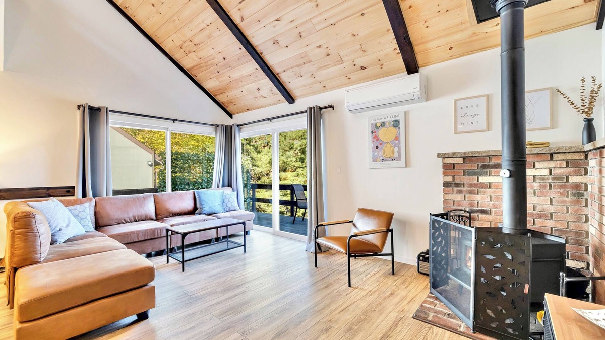 Village at Camelback House | NEW & Modern townhouse, Pool, Camelback Area, Grill, A/C