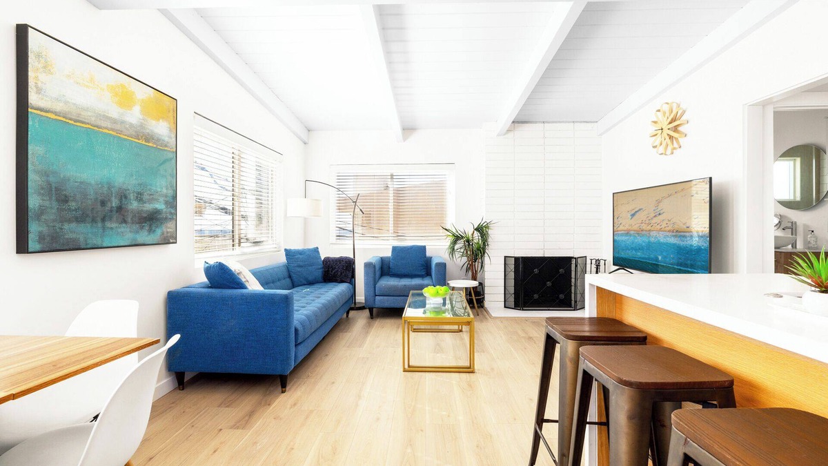 El Porto House | NEW! Ocean View Beach House Steps from the Sand