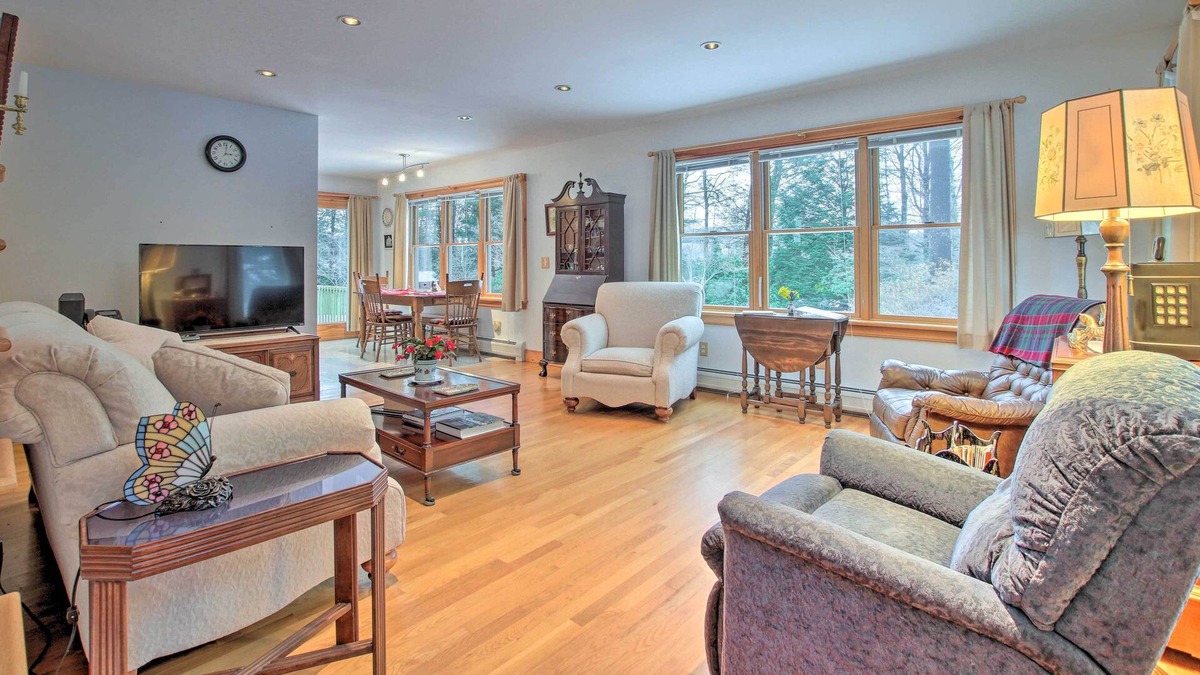 Williamsburg House | NEW ONES! Private Northampton Area Home on 8 Lush Acres